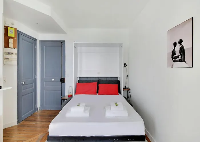 Charming 2p - Canal St Martin Meaux Apartament *